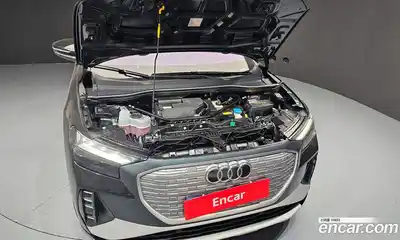 Audi Q4 e-tron 2023 0.2 гидро в Москве № 158660, миниатюра 6