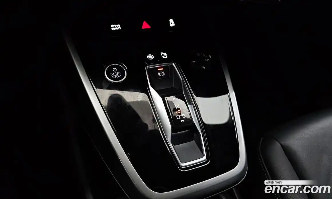Audi Q4 e-tron 2023 0.2 гидро в Москве № 158660, фото 9