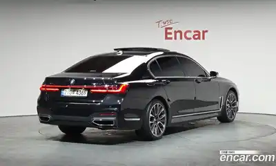 BMW 7-Series, 2021
