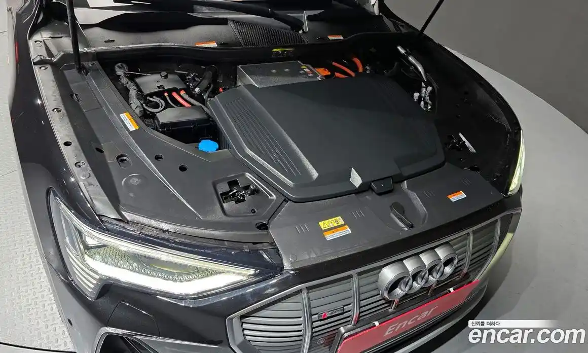 Audi e-tron 2021 0.2 гидро в Москве № 163466, фото 6