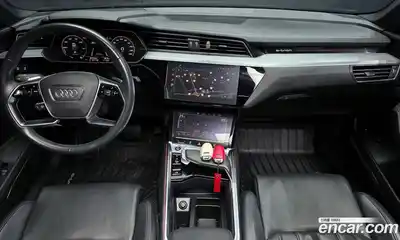 Audi e-tron 2021 0.2 гидро в Москве № 163466, миниатюра 7