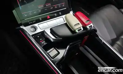 Audi e-tron 2021 0.2 гидро в Москве № 163466, миниатюра 9