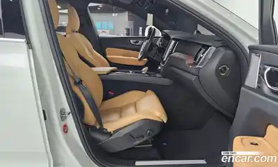 Volvo XC60 2025 2.0 гидро в Москве № 164300, миниатюра 11