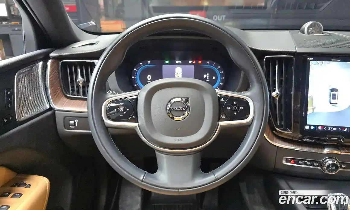 Volvo XC60 2022 2.0 гидро в Москве № 164408, фото 13