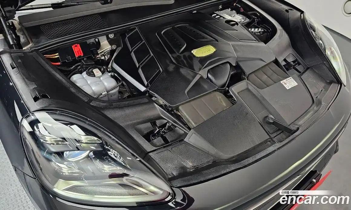 Porsche Cayenne 2022 3.0 гидро в Москве № 165044, фото 6