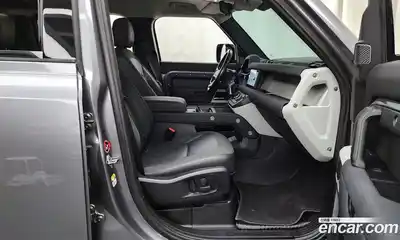 Land Rover Defender 2020 2.0 гидро в Москве № 166395, миниатюра 11