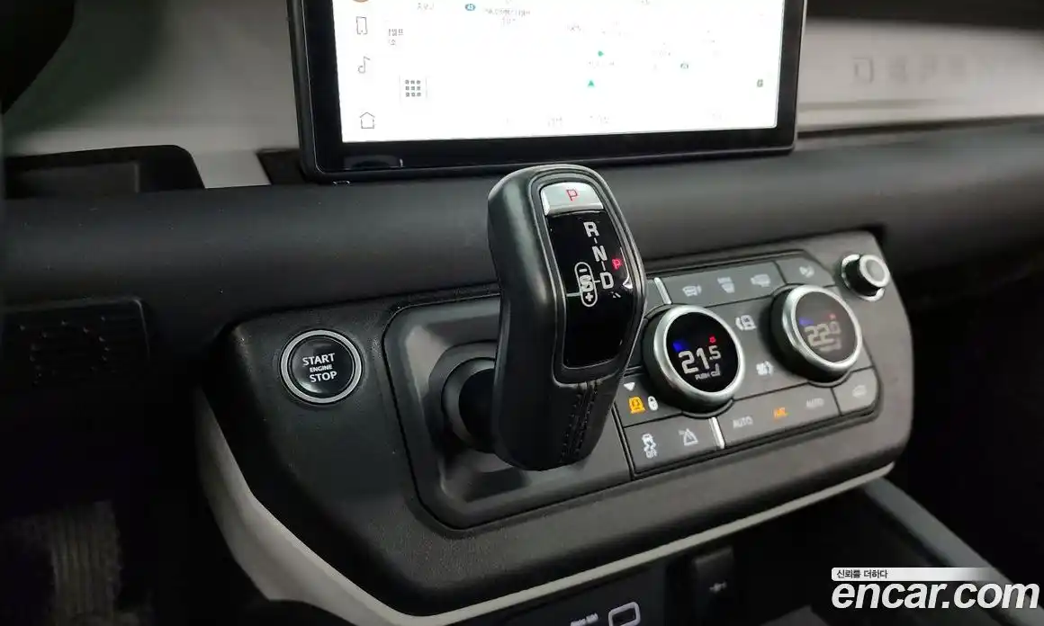 Land Rover Defender 2020 2.0 гидро в Москве № 166395, фото 9
