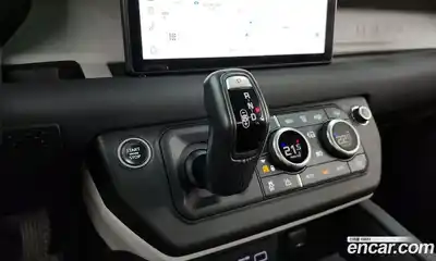 Land Rover Defender 2020 2.0 гидро в Москве № 166395, миниатюра 9