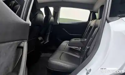 Tesla Model Y 2023 0.2 гидро в Москве № 167567, миниатюра 12