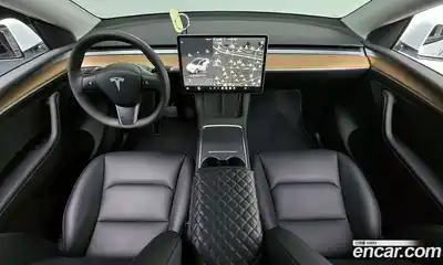 Tesla Model Y 2023 0.2 гидро в Москве № 167567, миниатюра 7
