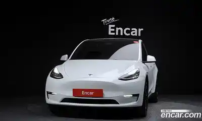 Tesla Model Y 2022 0.2 гидро в Москве № 167839, миниатюра 3