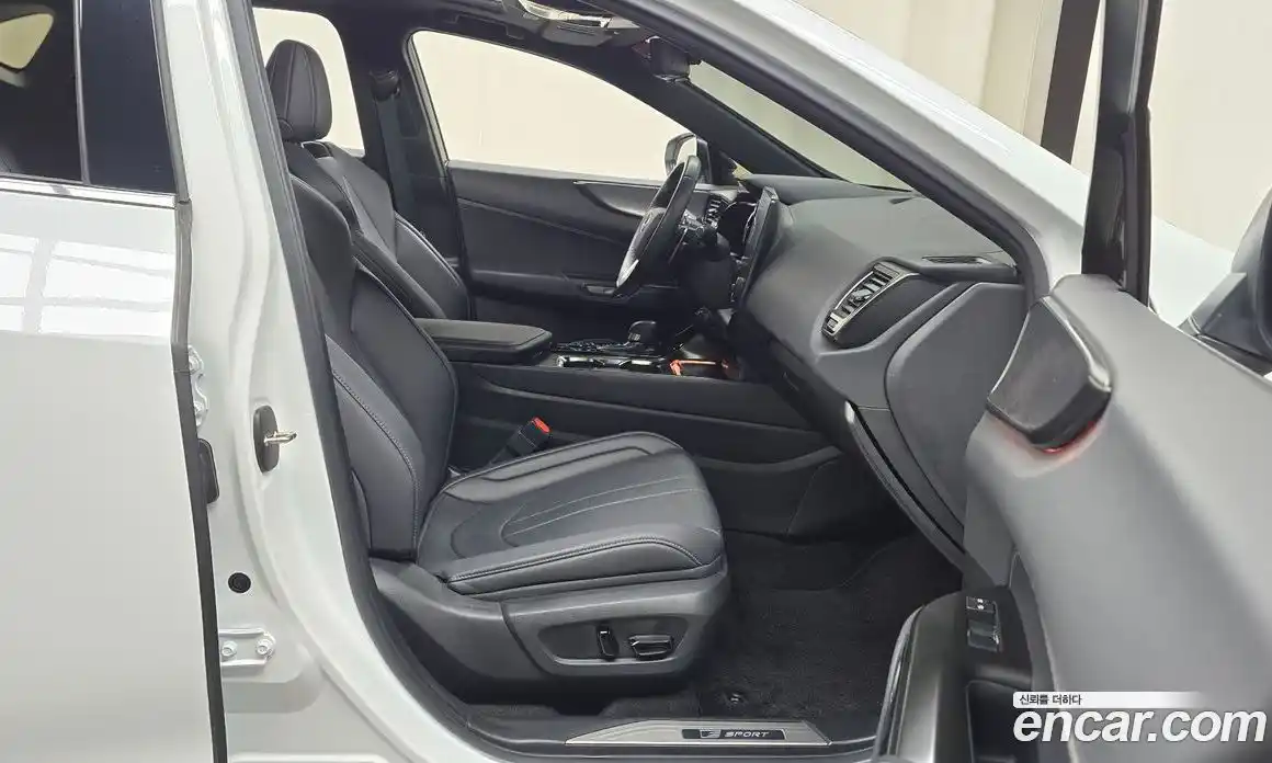 Lexus NX 2024 2.5 гидро в Москве № 168073, фото 11