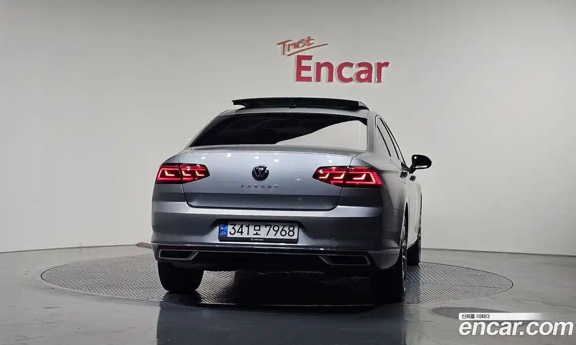 Volkswagen Passat 2021 2.0 гидро в Москве № 168433, фото 4