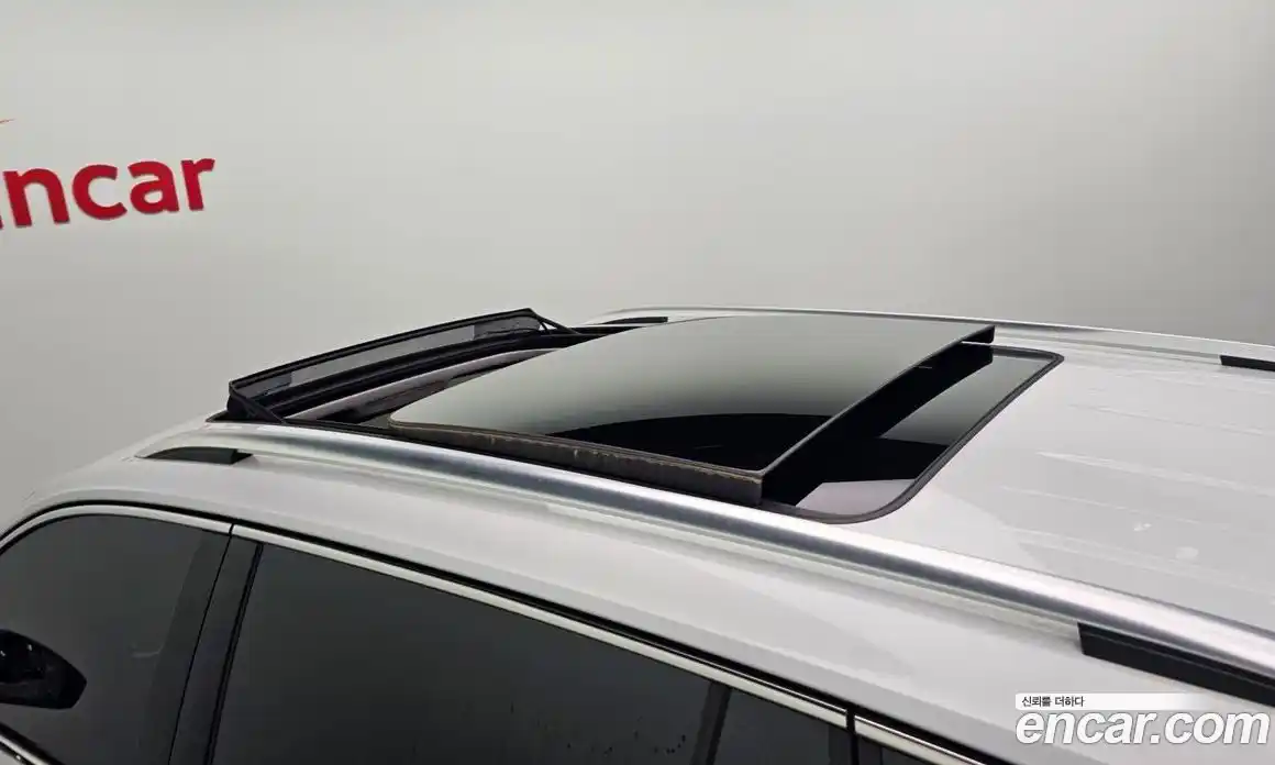 Volkswagen Tiguan 2023 2.0 гидро в Москве № 168459, фото 19