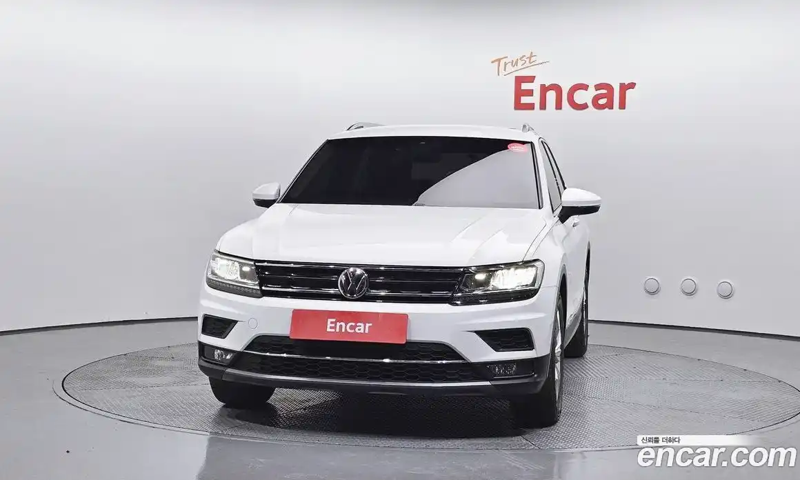 Volkswagen Tiguan 2020 2.0 гидро в Москве № 168915, фото 3