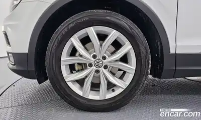 Volkswagen Tiguan 2020 2.0 гидро в Москве № 168915, миниатюра 5
