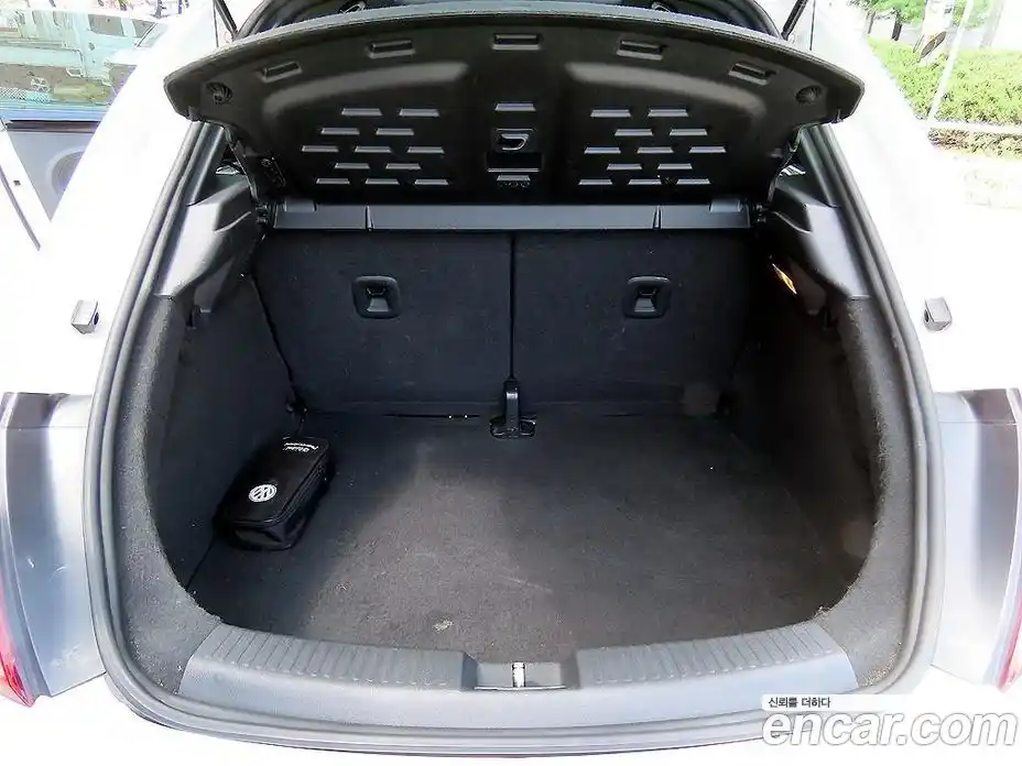 Volkswagen Beatle 2012 2.0 гидро в Москве № 169267, фото 15