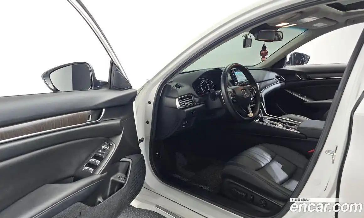 Honda Accord 2021 1.5 гидро в Москве № 170504, фото 10