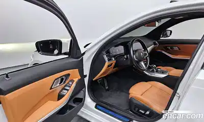 BMW 3-Series 2022 2.0 гидро в Москве № 190506, миниатюра 11