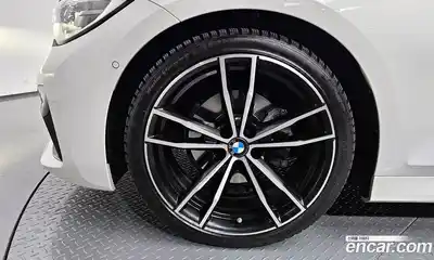 BMW 3-Series 2022 2.0 гидро в Москве № 190506, миниатюра 5