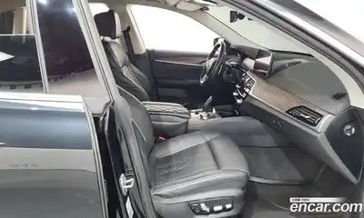 BMW 6-Series 2022 2.0 Автомат в Москве № 192087, миниатюра 11