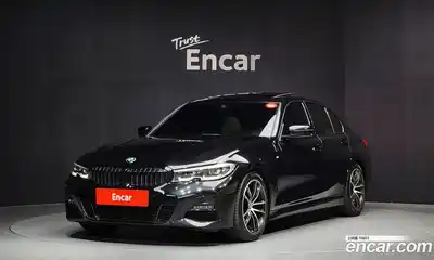 BMW 3-Series, 2022