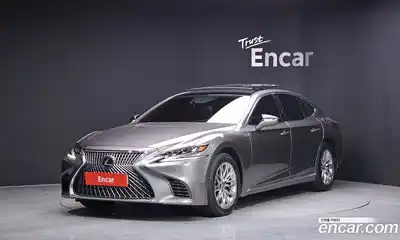 Lexus LS, 2018
