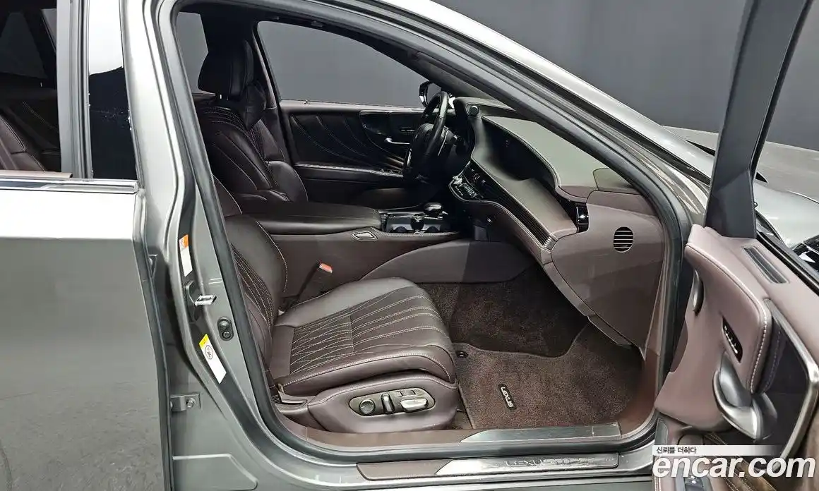 Lexus LS 2018 3.4 гидро в Москве № 198911, фото 11