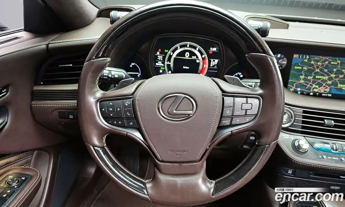 Lexus LS 2018 3.4 гидро в Москве № 198911, фото 13