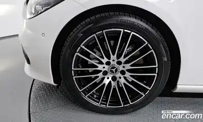 Mercedes-Benz C-Class 2024 2.0 гидро в Москве № 204488, миниатюра 5