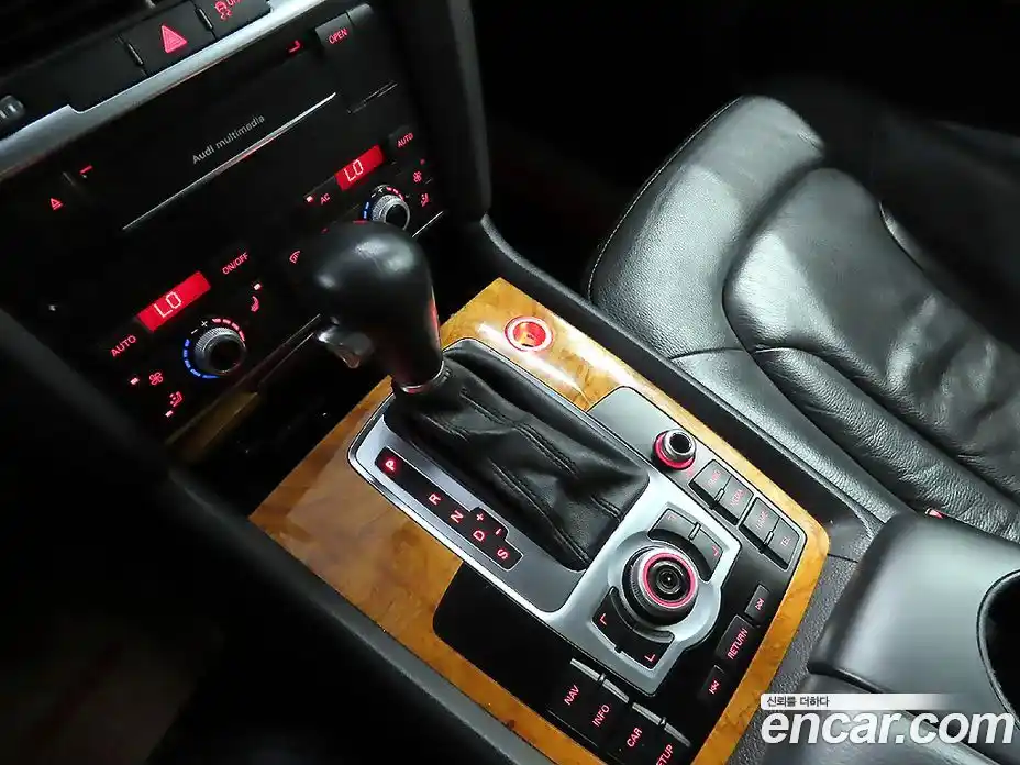 Audi Q7 2010 3.0 гидро в Москве № 209793, фото 14