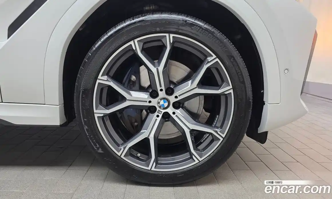 BMW X6 2022 3.0 гидро в Москве № 210989, фото 5