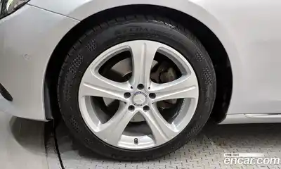 Mercedes-Benz E-Class 2016 2.0 гидро в Москве № 212205, миниатюра 5