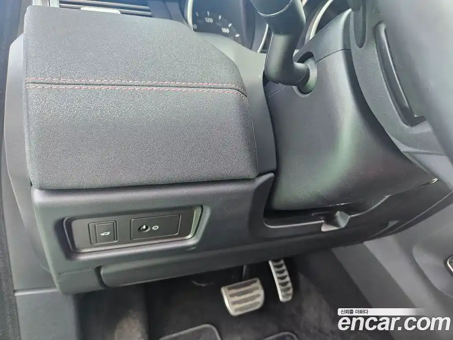 Land Rover Range-Rover Evoque 2016 2.0 гидро в Москве № 213507, фото 14