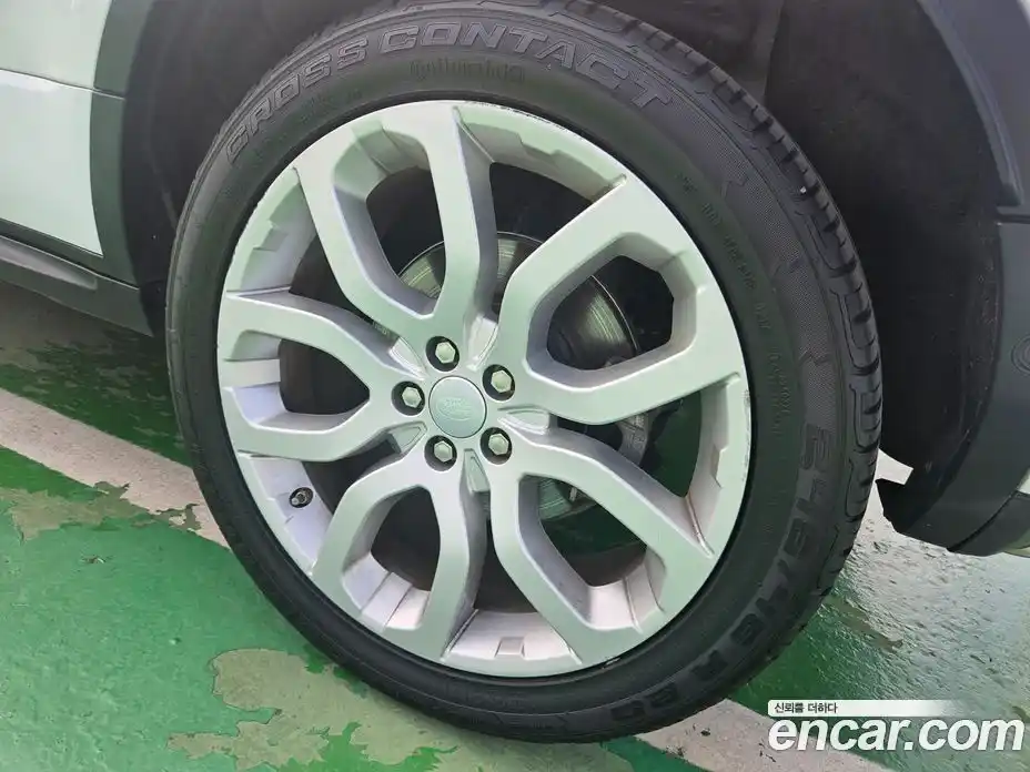 Land Rover Range-Rover Evoque 2016 2.0 гидро в Москве № 213507, фото 5