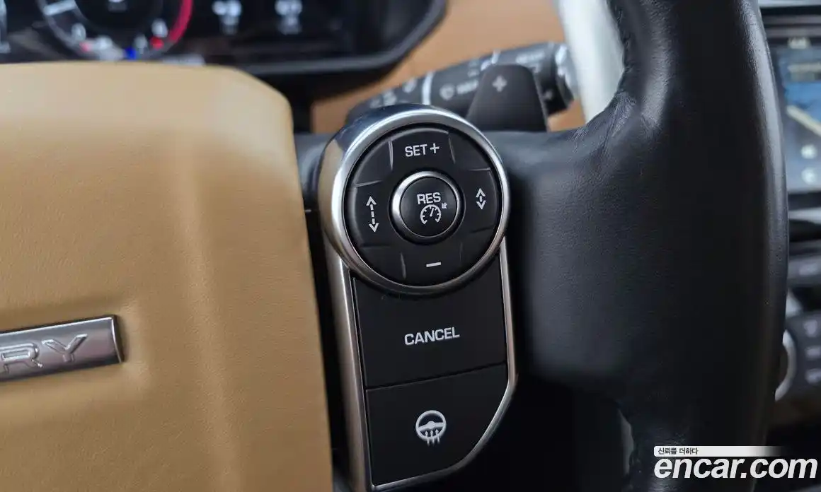 Land Rover Discovery 2018 3.0 гидро в Москве № 213720, фото 16