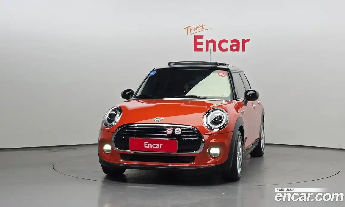 Mini Cooper 2019 1.5 гидро в Москве № 214265, фото 3