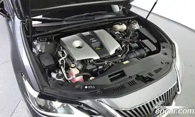 Lexus ES 2018 2.5 гидро в Москве № 214668, миниатюра 6