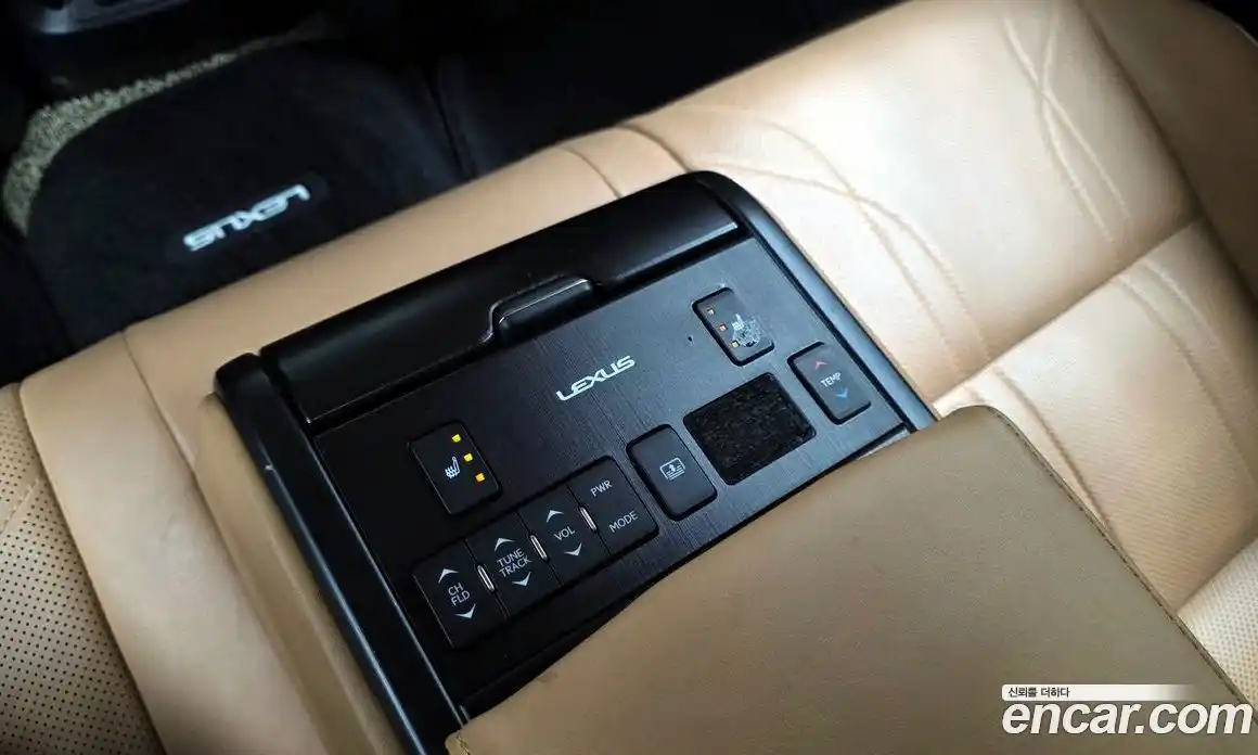 Lexus ES 2022 2.5 гидро в Москве № 214698, фото 18