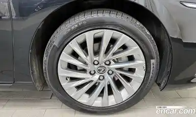 Lexus ES 2022 2.5 гидро в Москве № 214698, миниатюра 5