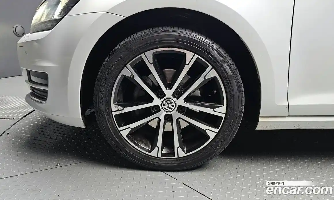 Volkswagen Golf 2015 2.0 гидро в Москве № 215280, фото 5