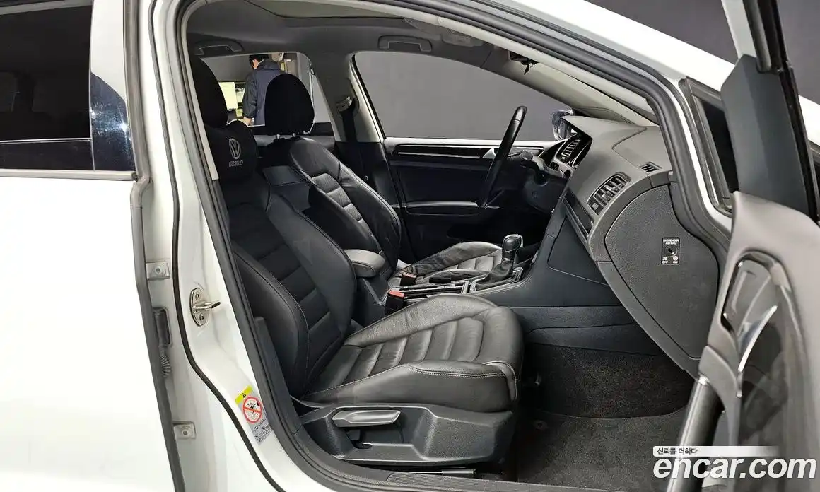 Volkswagen Golf 2015 2.0 гидро в Москве № 215280, фото 10