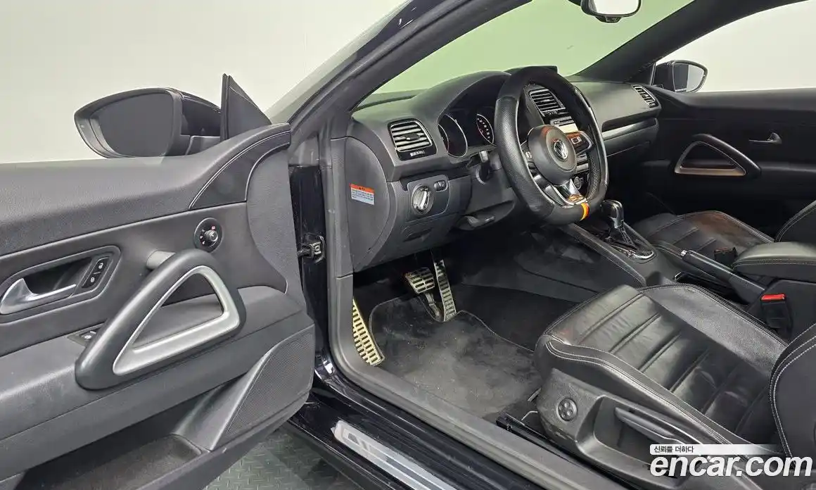 Volkswagen Scirocco 2015 2.0 гидро в Москве № 215309, фото 11