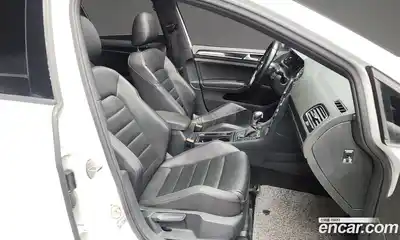 Volkswagen Golf 2015 2.0 гидро в Москве № 215356, миниатюра 11