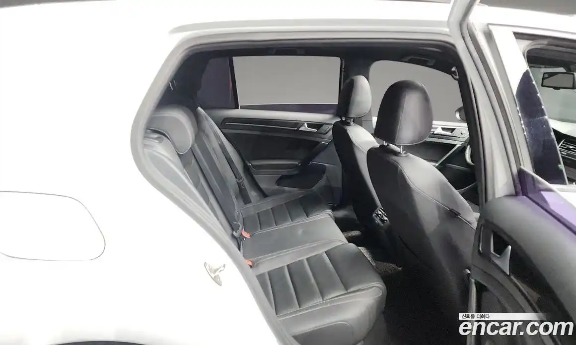 Volkswagen Golf 2015 2.0 гидро в Москве № 215356, фото 12