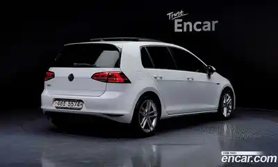 Volkswagen Golf 2015 2.0 гидро в Москве № 215356, миниатюра 2