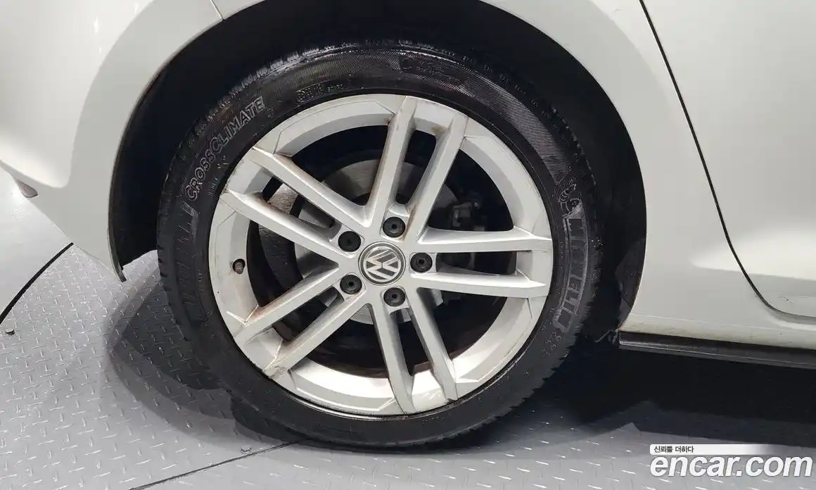 Volkswagen Golf 2015 2.0 гидро в Москве № 215356, фото 5