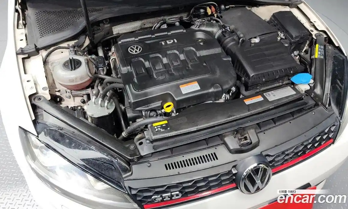 Volkswagen Golf 2015 2.0 гидро в Москве № 215356, фото 6