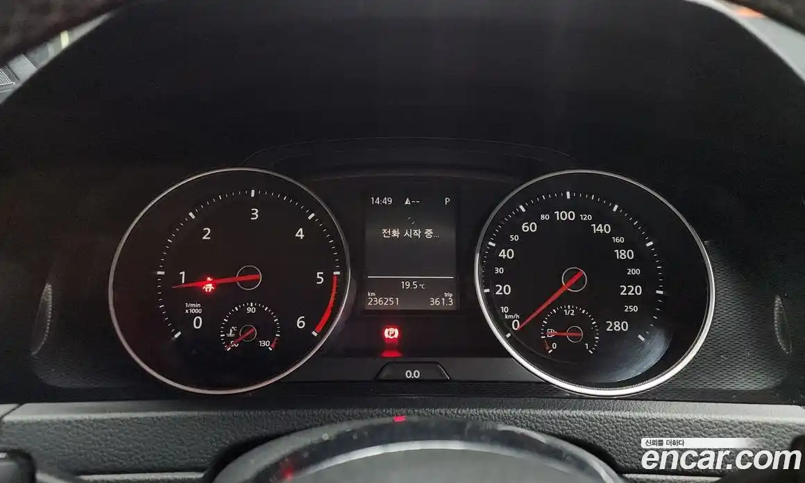 Volkswagen Golf 2015 2.0 гидро в Москве № 215356, фото 8
