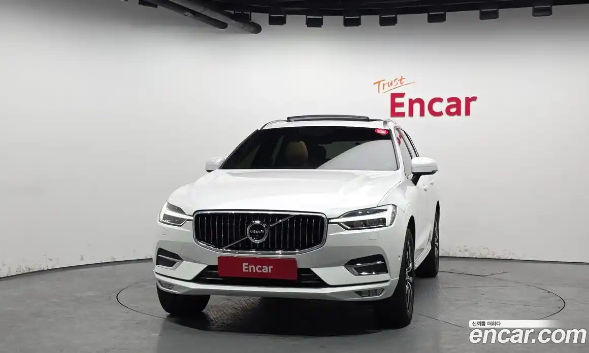 Volvo XC60 2019 2.0 гидро в Москве № 230440, фото 3